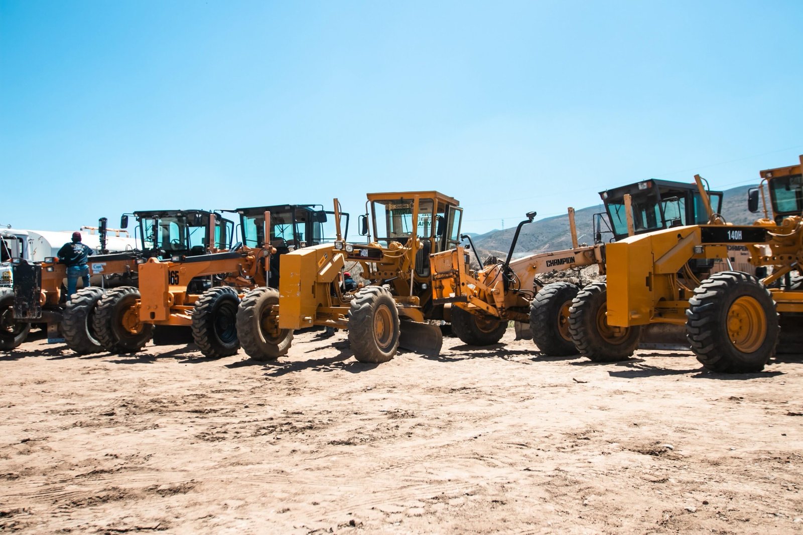 WhatsApp Image 2025-05-14 at 14.53.50 (2)